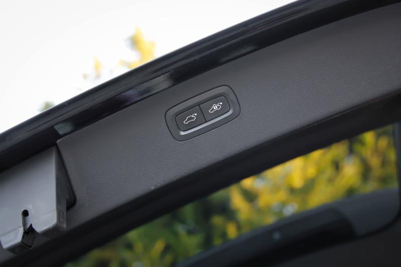 Volvo - XC90 - pic35