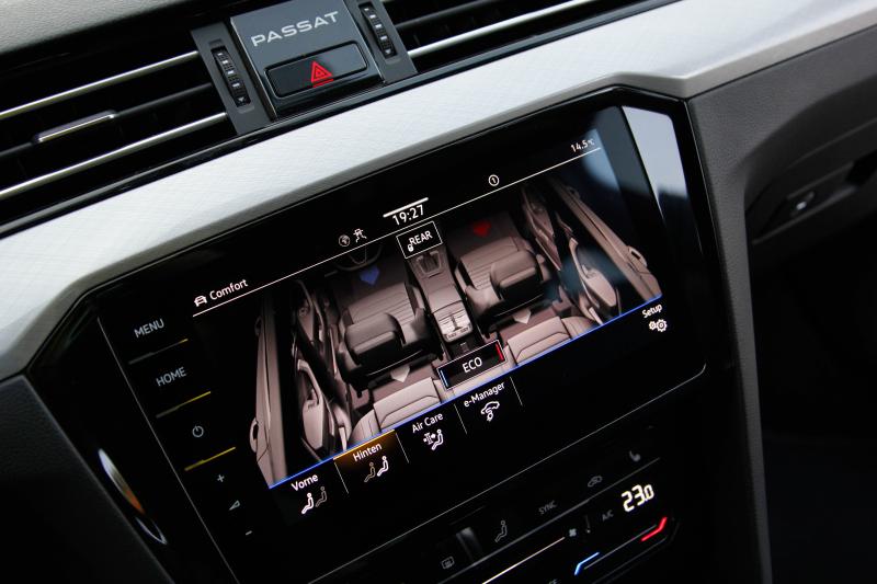 Volkswagen - Passat - pic46