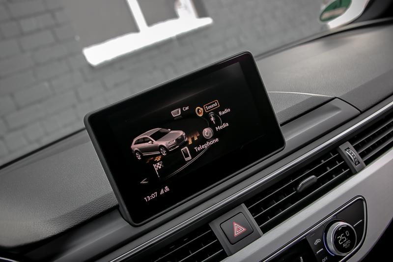 Audi - A4 - pic42