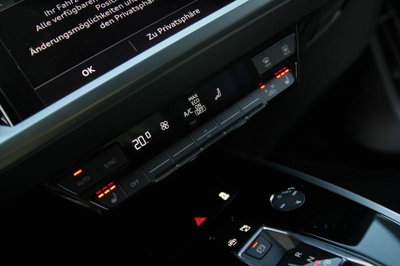 Audi - Q4 - pic29