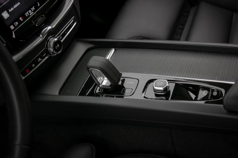 Volvo - XC60 - pic32
