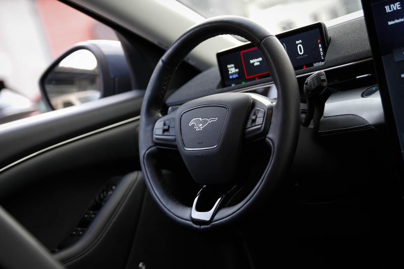 Ford - Mustang - pic17
