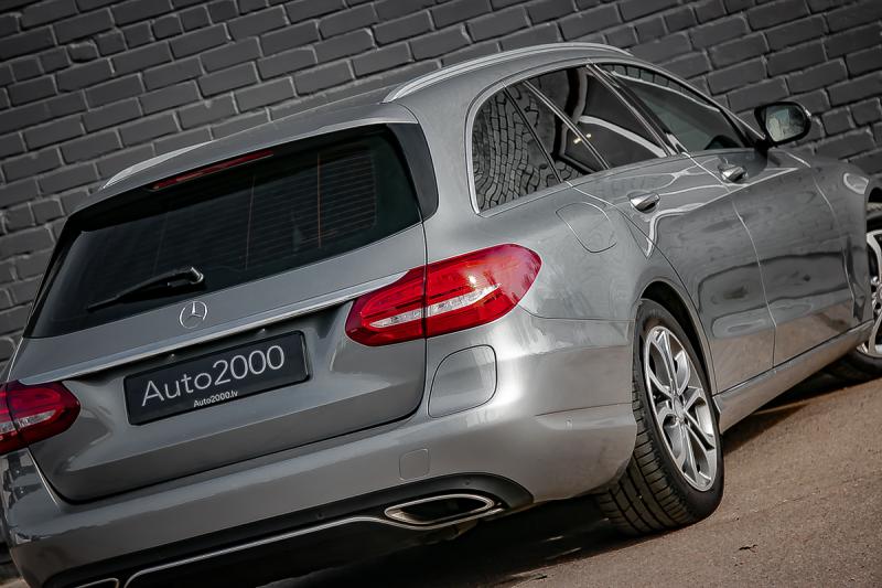 Mercedes - C-klase - pic3