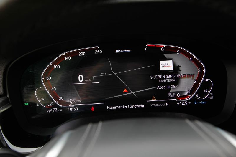 BMW - 530e - pic39