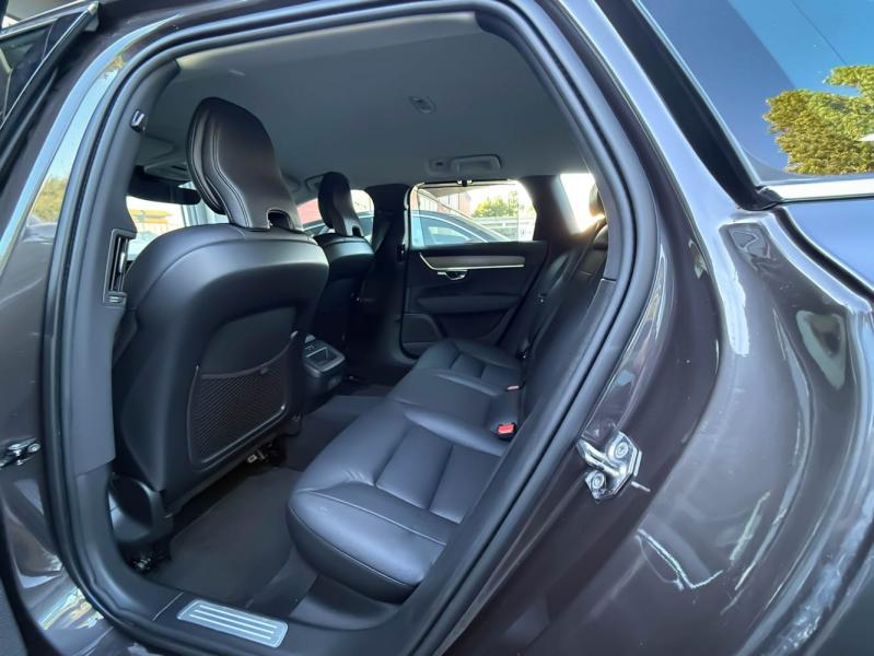 Volvo - V90 - pic10