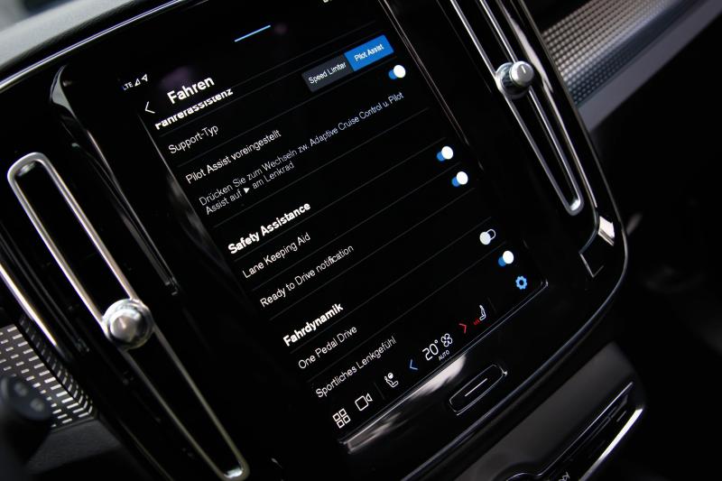 Volvo - XC40 - pic28