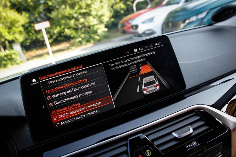 BMW - 530 - pic30