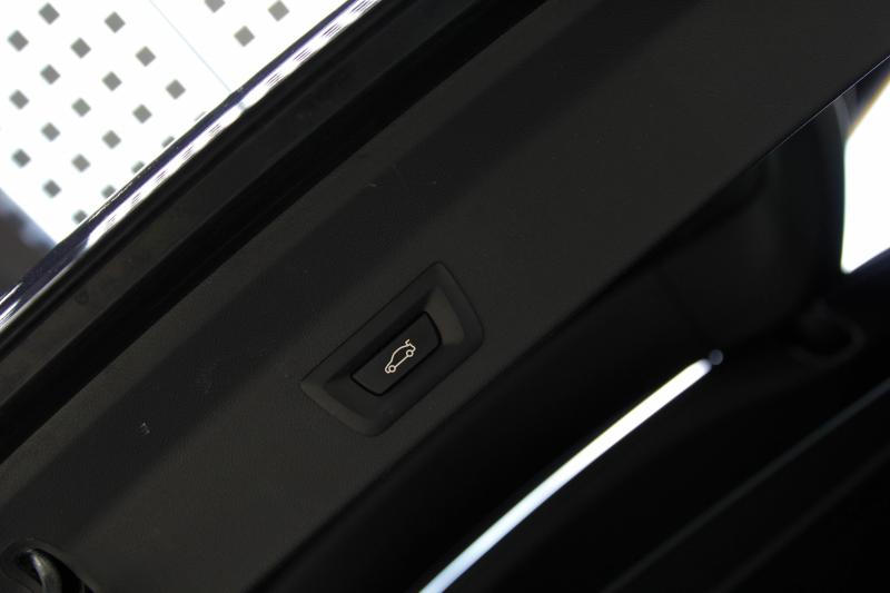 BMW - IX3 - pic25