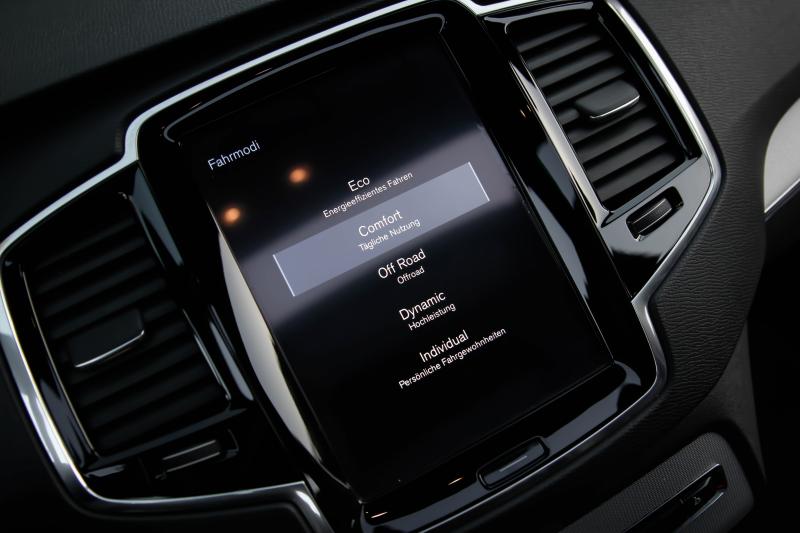 Volvo - XC90 - pic36
