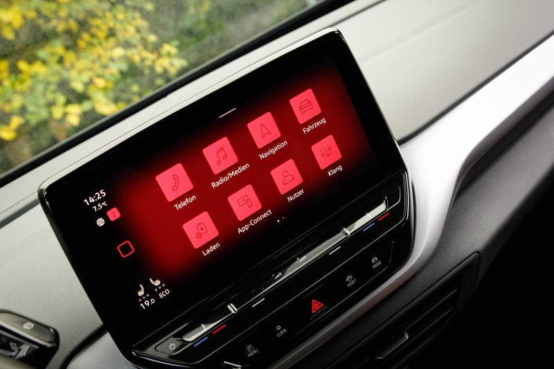 Volkswagen - ID4 - pic26