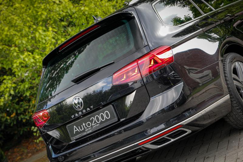 Volkswagen - Passat - pic9