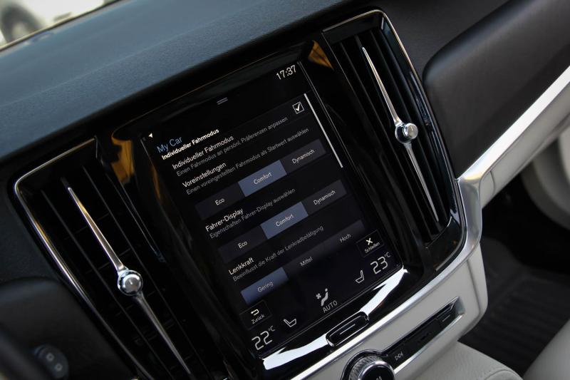 Volvo - V90 Cross Country - pic29