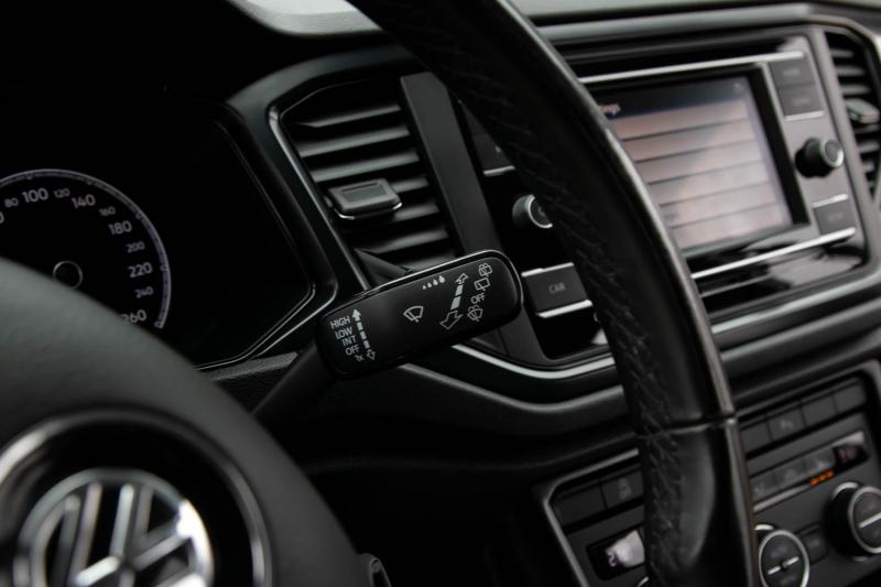 Volkswagen - T-Roc - pic30