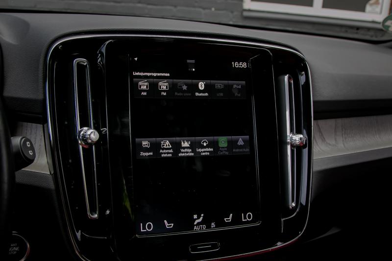 Volvo - XC40 - pic26