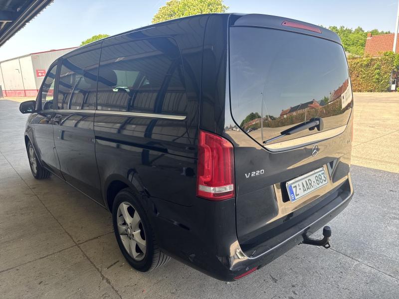 Mercedes - V220 - pic4