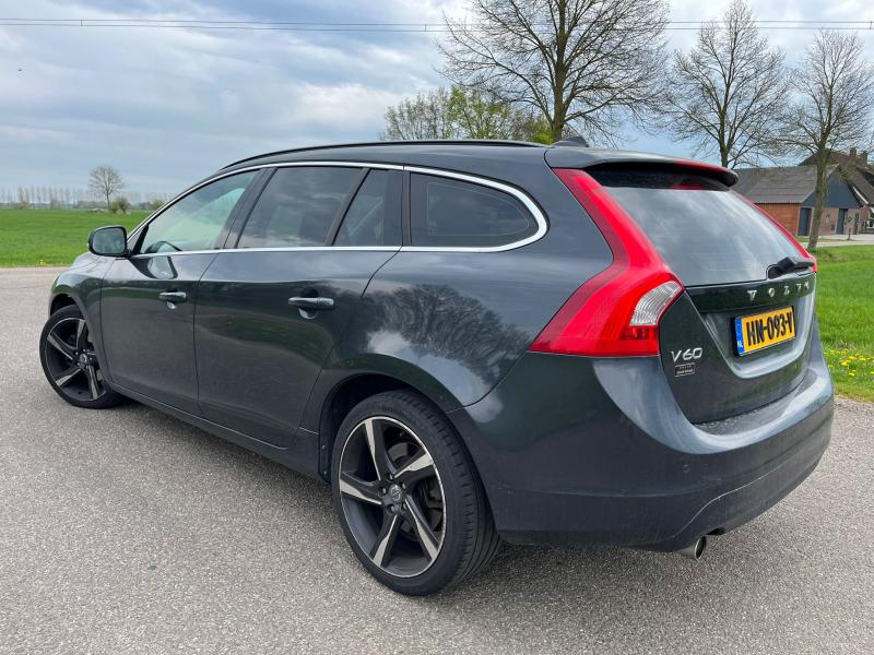 Volvo - V60 - pic6