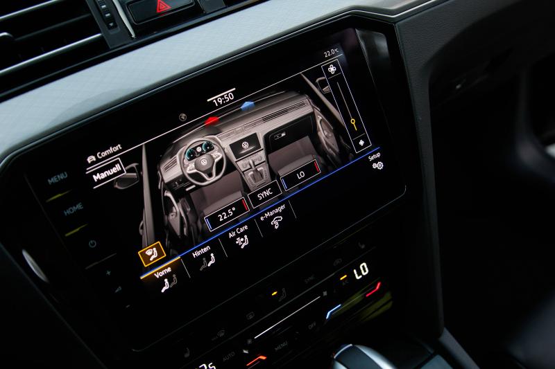 Volkswagen - Passat - pic45