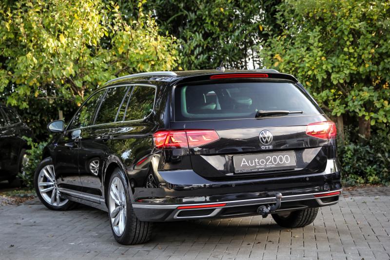 Volkswagen - Passat - pic5