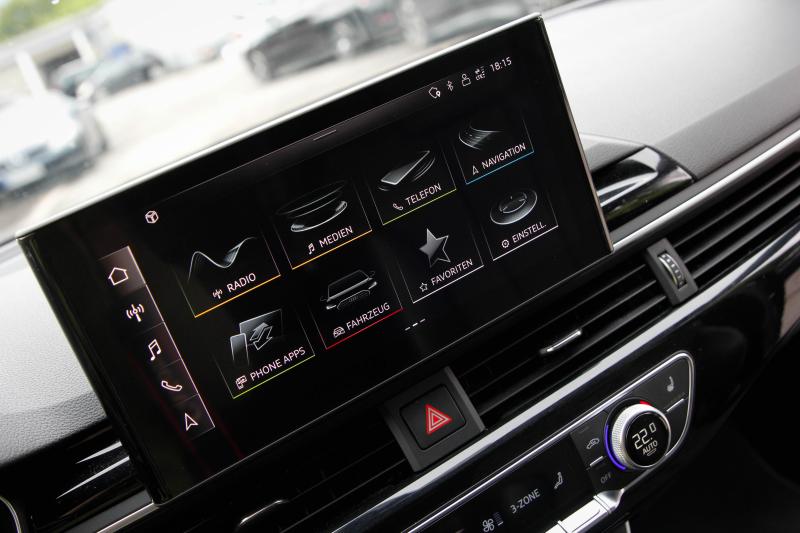 Audi - A4 - pic33