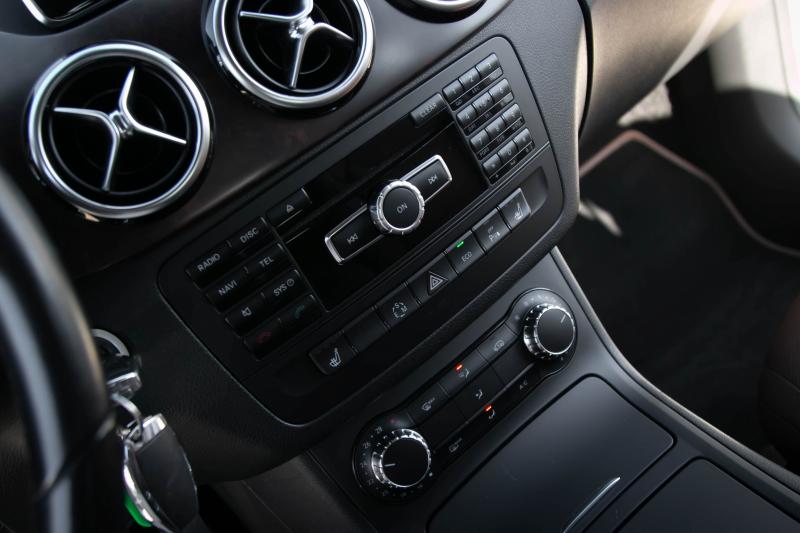 Mercedes - B180 - pic31