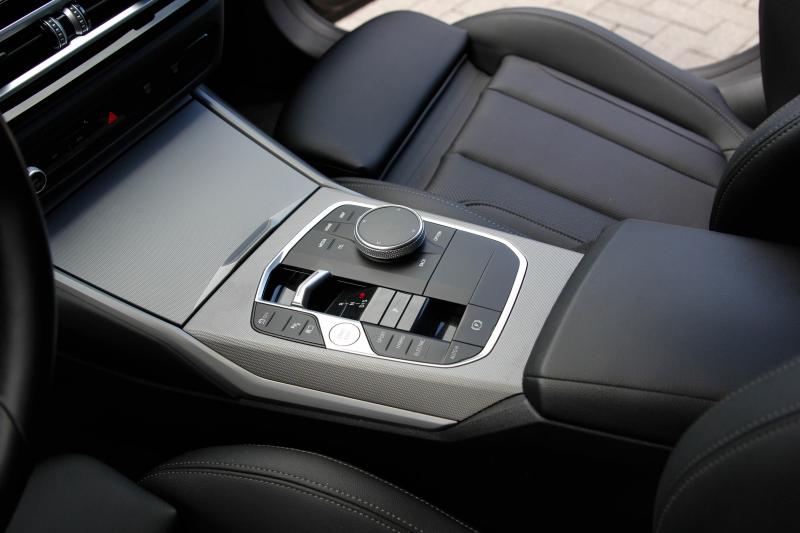 BMW - 320 - pic17