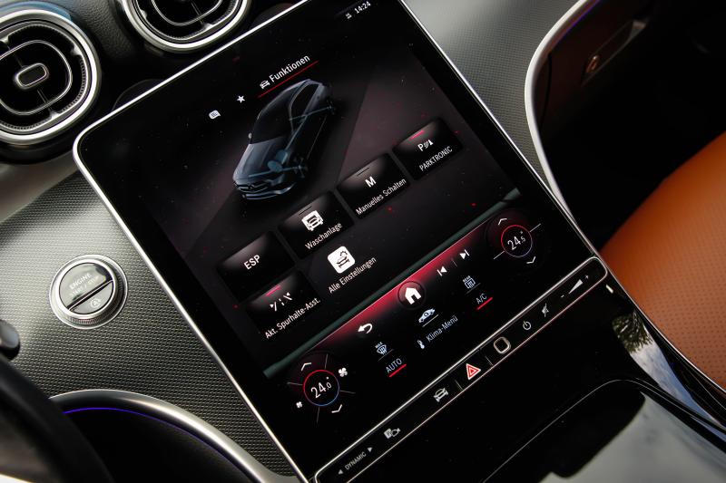 Mercedes - C200 - pic23