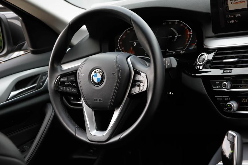 BMW - 520 i - pic34