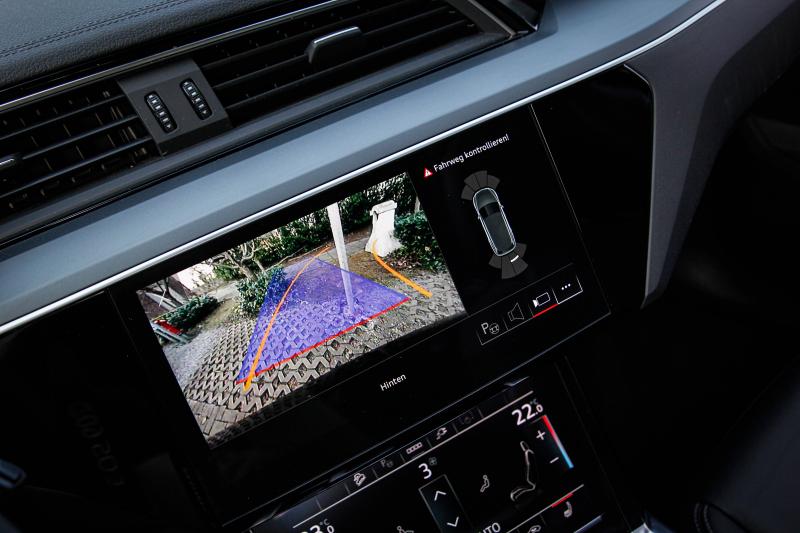 Audi - E-tron - pic25