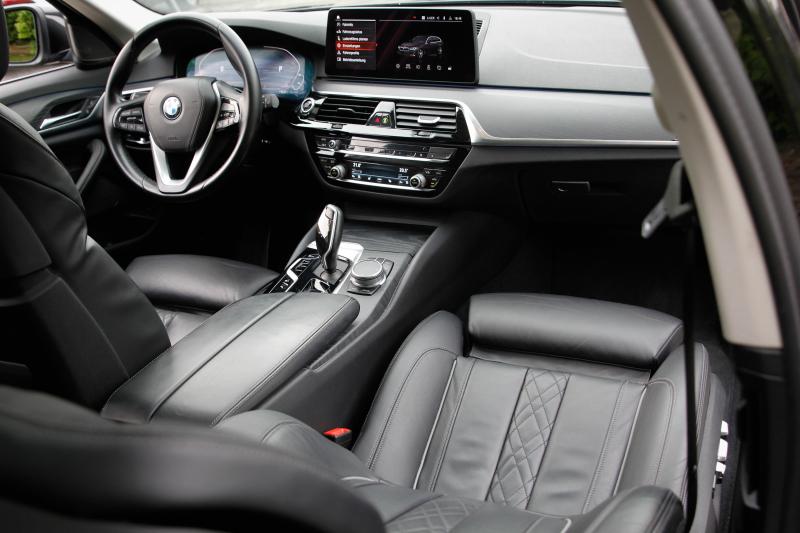BMW - 530e - pic19