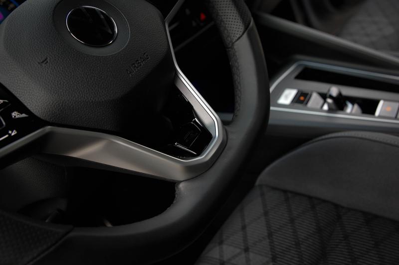 Volkswagen - Golf 8 - pic26