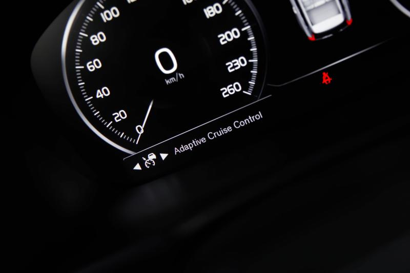 Volvo - XC90 - pic30