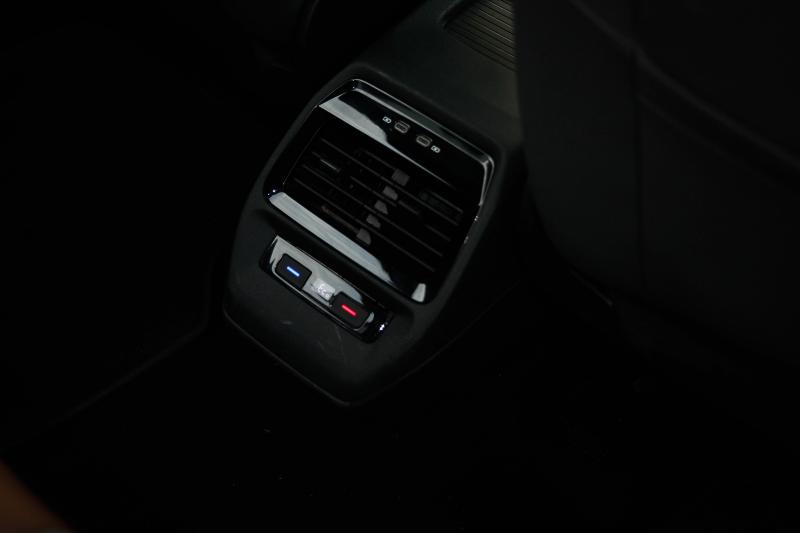 Volkswagen - ID4 - pic25