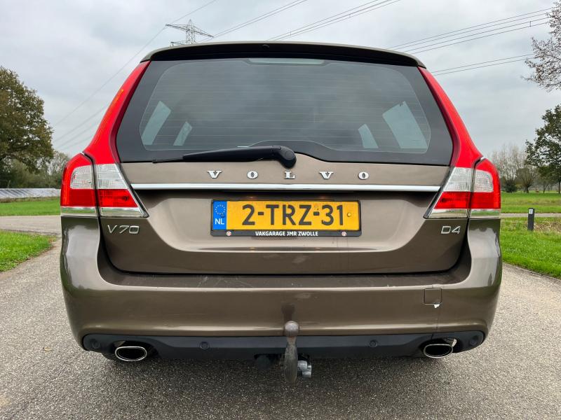 Volvo - v70 - pic3