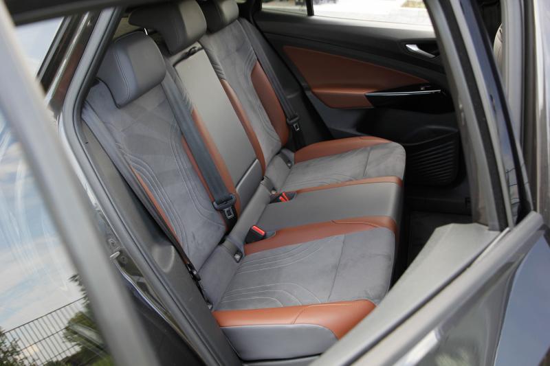 Volkswagen - ID4 - pic13
