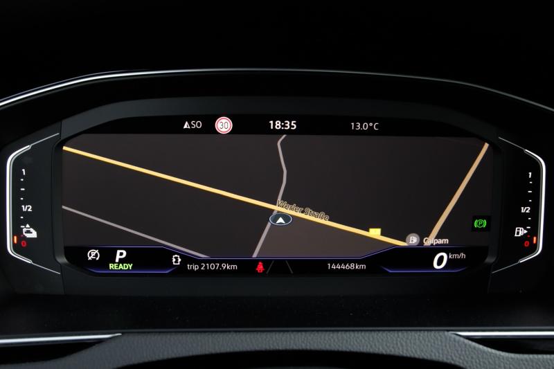 Volkswagen - Passat - pic29