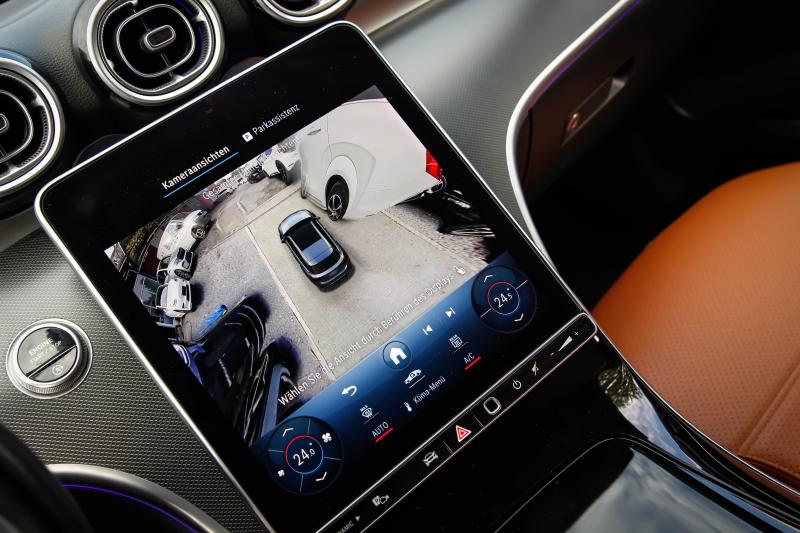 Mercedes - C200 - pic35