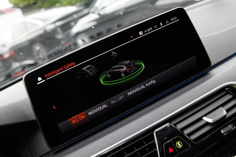 BMW - 530e - pic33