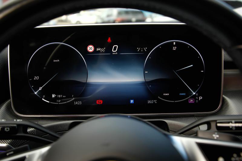 Mercedes - C200 - pic39