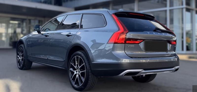 Volvo - V90 Cross Country 4x4 Pneimo D5 - pic2