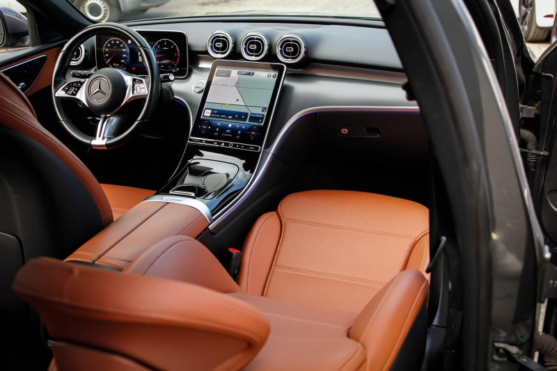 Mercedes - C200 - pic9