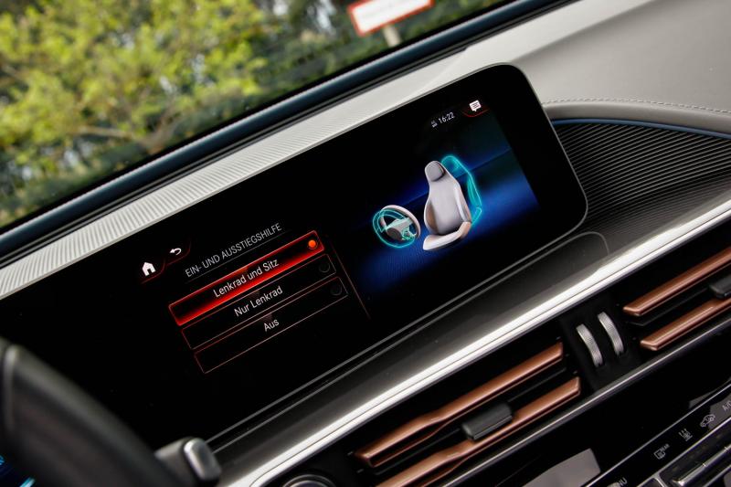 Mercedes - EQC - pic45