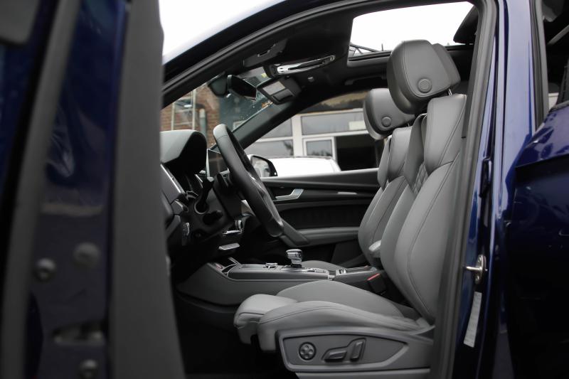 Audi - SQ5 - pic11