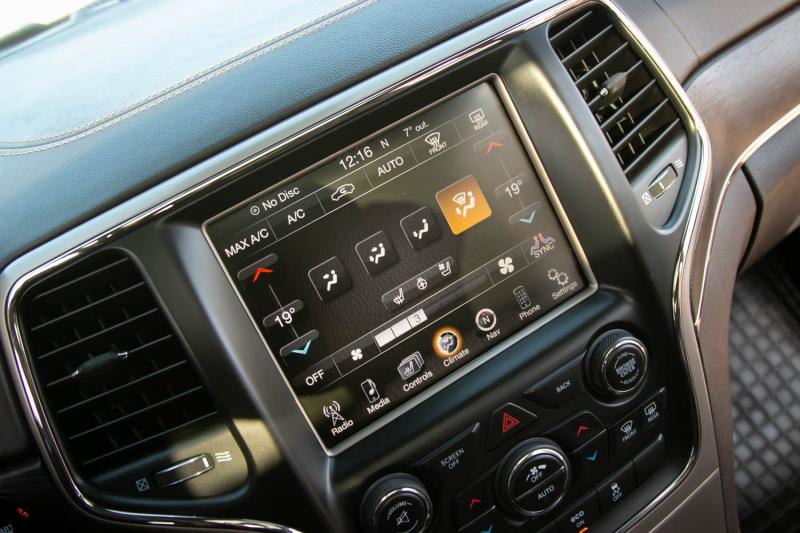 Jeep - GRAND CHEROKEE - pic31