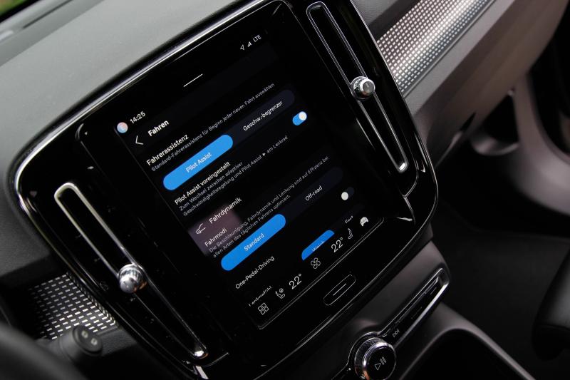 Volvo - XC40 - pic26