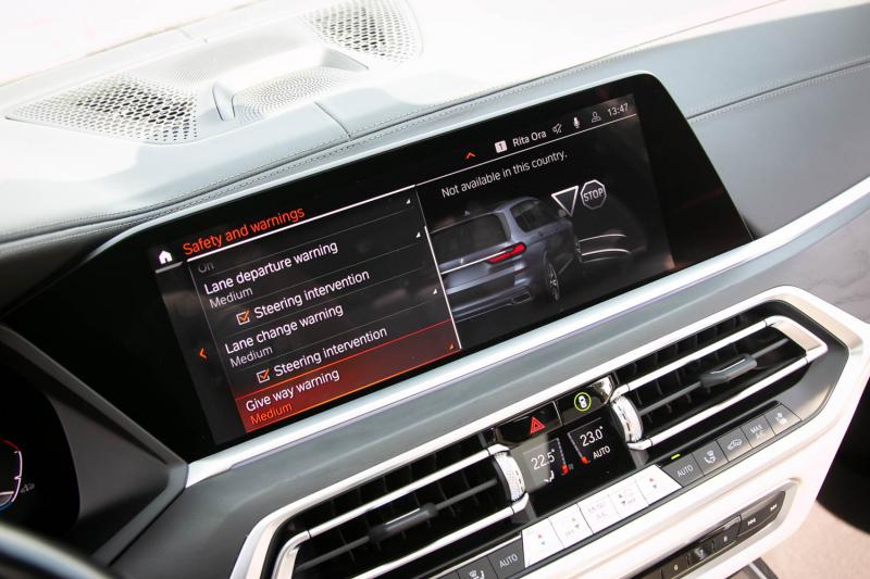 BMW - X7 - pic39