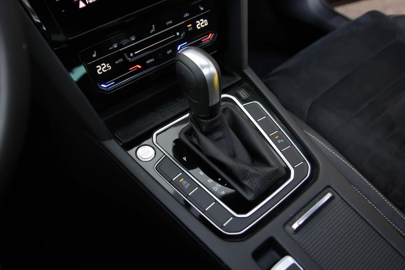 Volkswagen - Passat - pic43