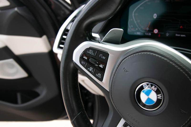 BMW - X7 - pic55