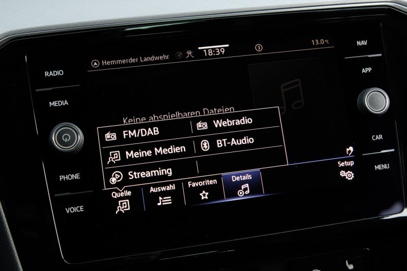 Volkswagen - Passat - pic17