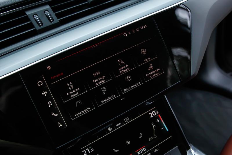 Audi - E-tron - pic26