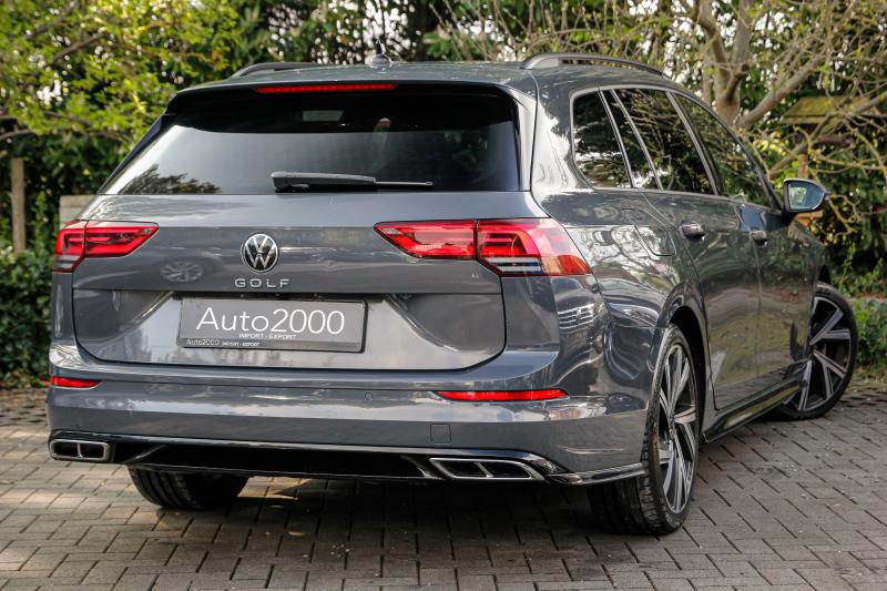 Volkswagen - Golf 8 - pic5